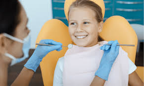 How a Dentist in Las Vegas Can Enhance Your Oral Care Routine